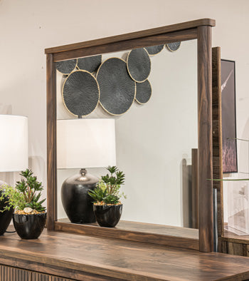 Pamytta Bedroom Mirror