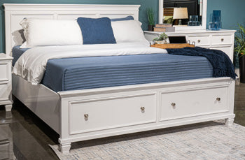 Fortman Queen Storage Footboard with Roll Slats