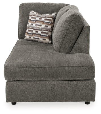 Right-Arm Facing Corner Chaise In Solid Putty Fabric