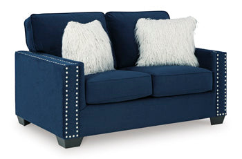 Wilclay Loveseat