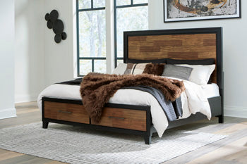Kraeburn King/California King Panel Headboard