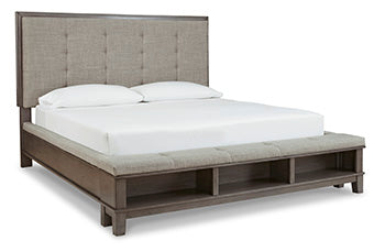 Hallanden King/California King Storage Footboard