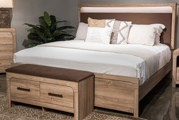 Kinlanni Queen Panel Footboard