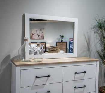 Linnocreek Bedroom Mirror