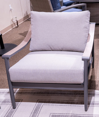 Ocean Beach Outdoor Lounge Chair with Cushion